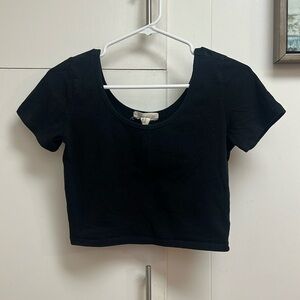 Basic Black Cropped Tee